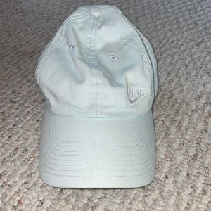 Women’s Nike Ball Cap
